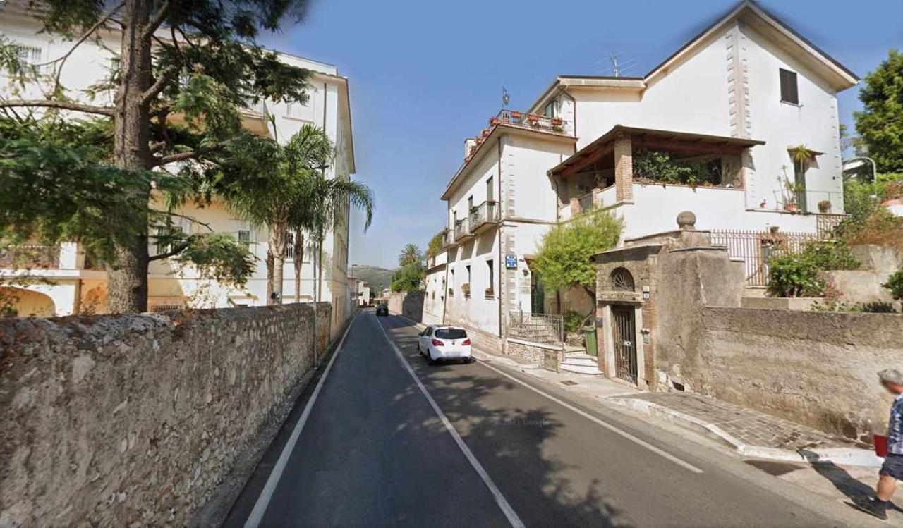 Casa Dinky Attico Con Terrazza Vista Mare Apartment Formia Exterior foto