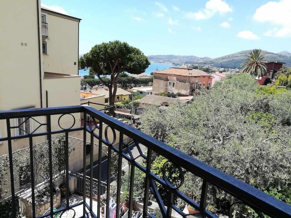 Casa Dinky Attico Con Terrazza Vista Mare Apartment Formia Exterior foto