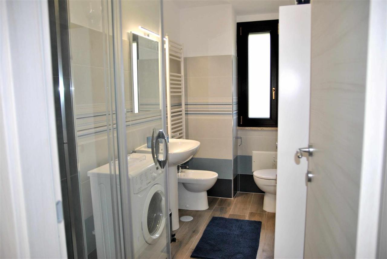 Casa Dinky Attico Con Terrazza Vista Mare Apartment Formia Exterior foto