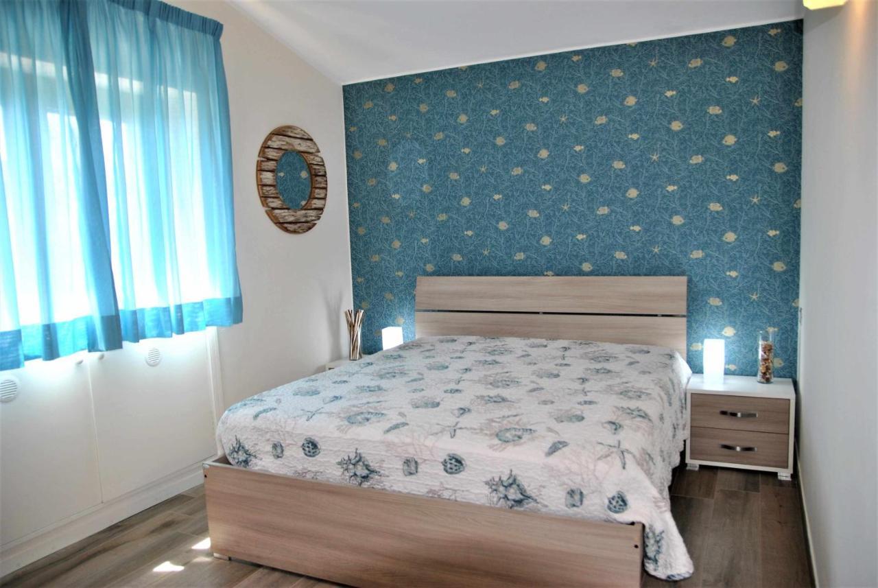 Casa Dinky Attico Con Terrazza Vista Mare Apartment Formia Exterior foto