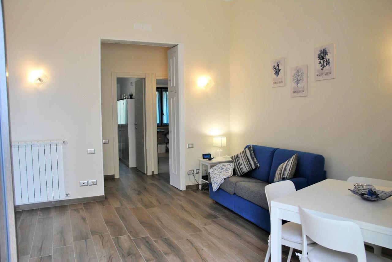 Casa Dinky Attico Con Terrazza Vista Mare Apartment Formia Exterior foto